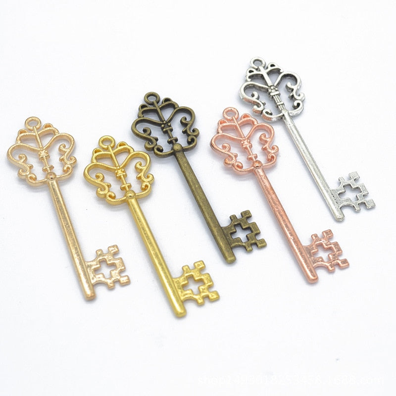 10pcs Vintage Key Charms Pendants – Crystals and Clay Jewelry DIY